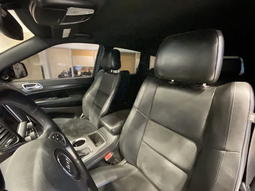 Thumbnail: 2018 Jeep Grand Cherokee - 13