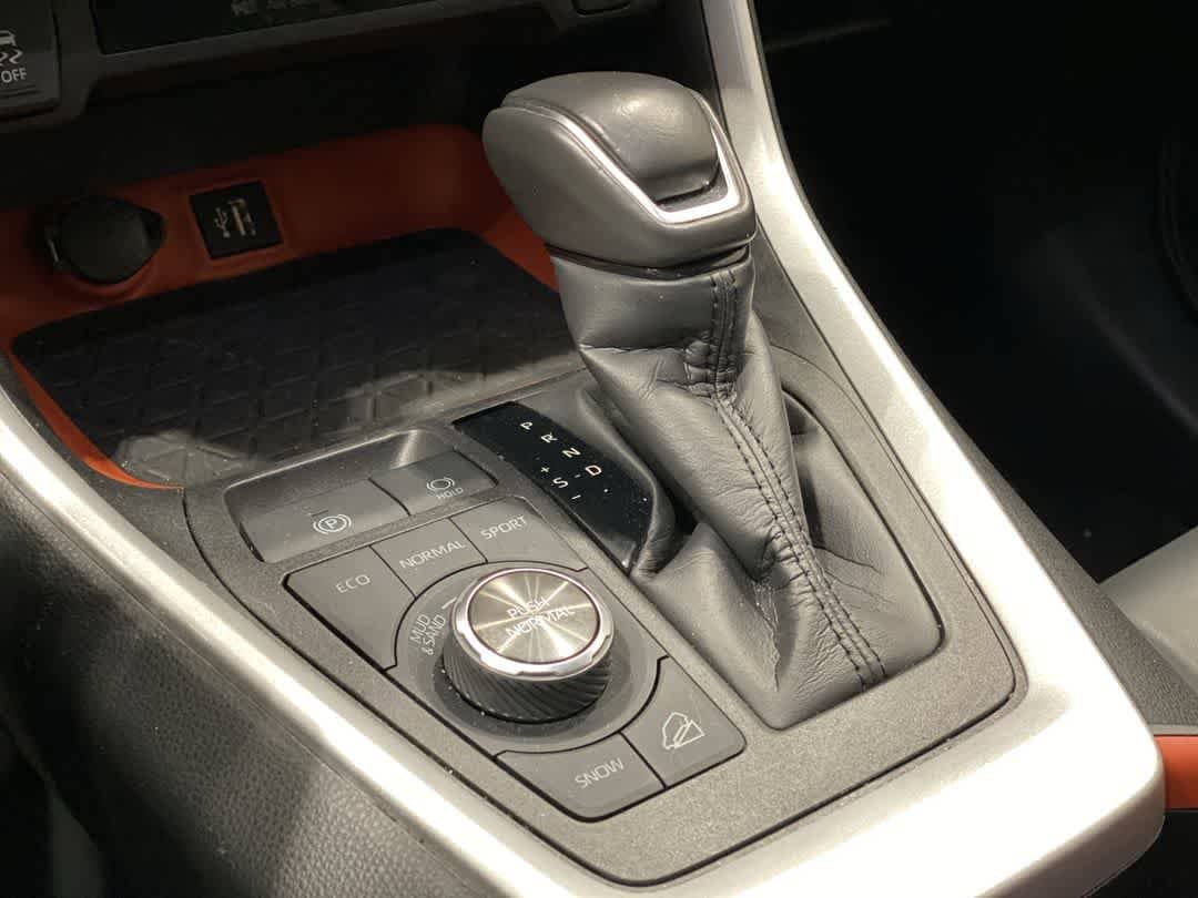 Thumbnail: 2024 Toyota RAV4 - 21