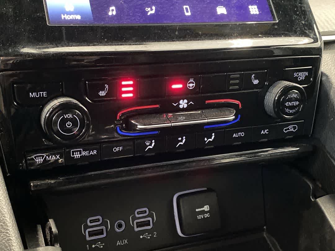 Thumbnail: 2024 Jeep Grand Cherokee - 18