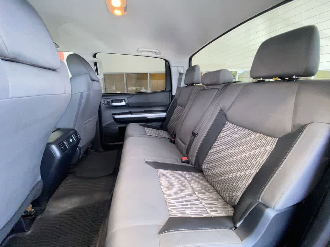 Thumbnail: 2019 Toyota Tundra - 25