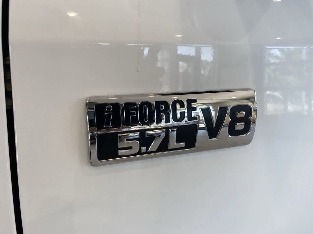 Thumbnail: 2019 Toyota Tundra - 10