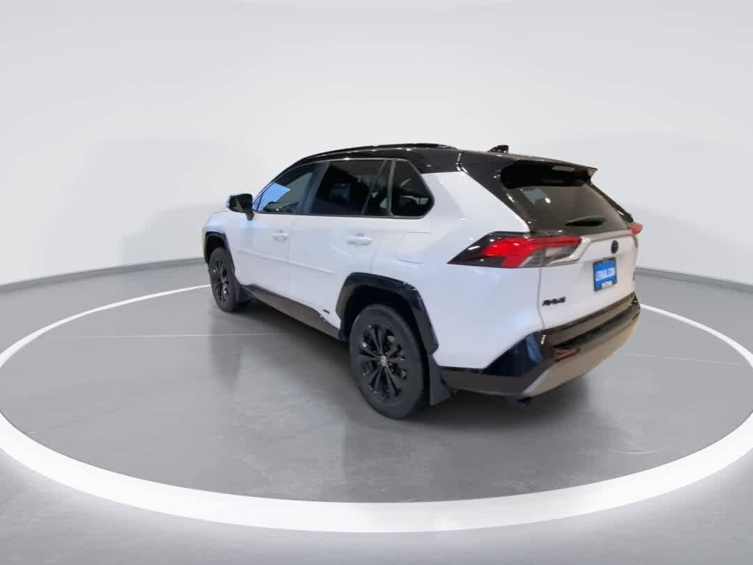 Thumbnail: 2024 Toyota RAV4 - 6