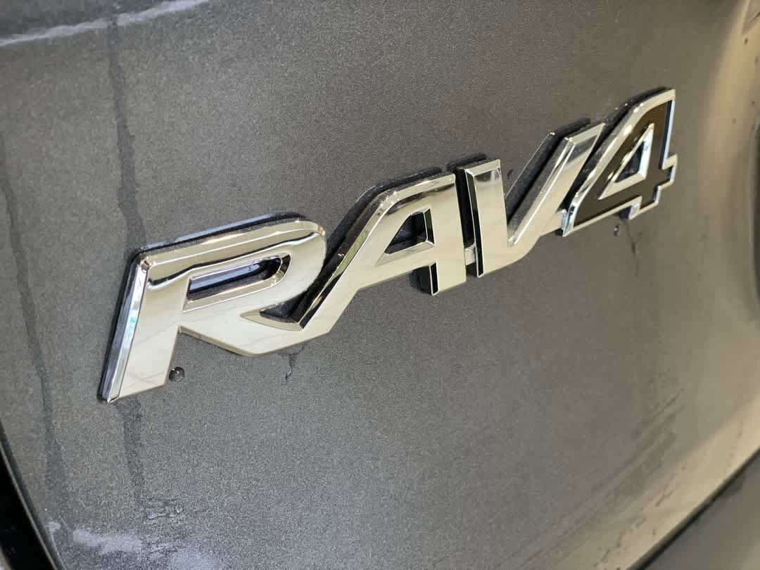 Thumbnail: 2025 Toyota RAV4 - 10