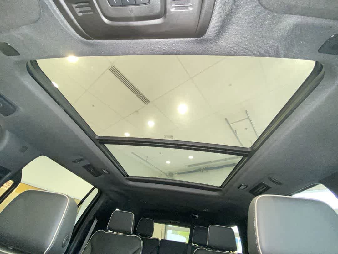 Thumbnail: 2022 GMC Yukon XL - 23