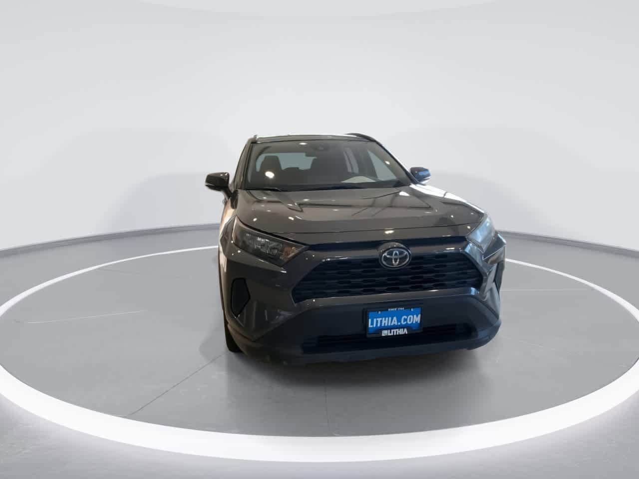 Thumbnail: 2019 Toyota RAV4 - 3