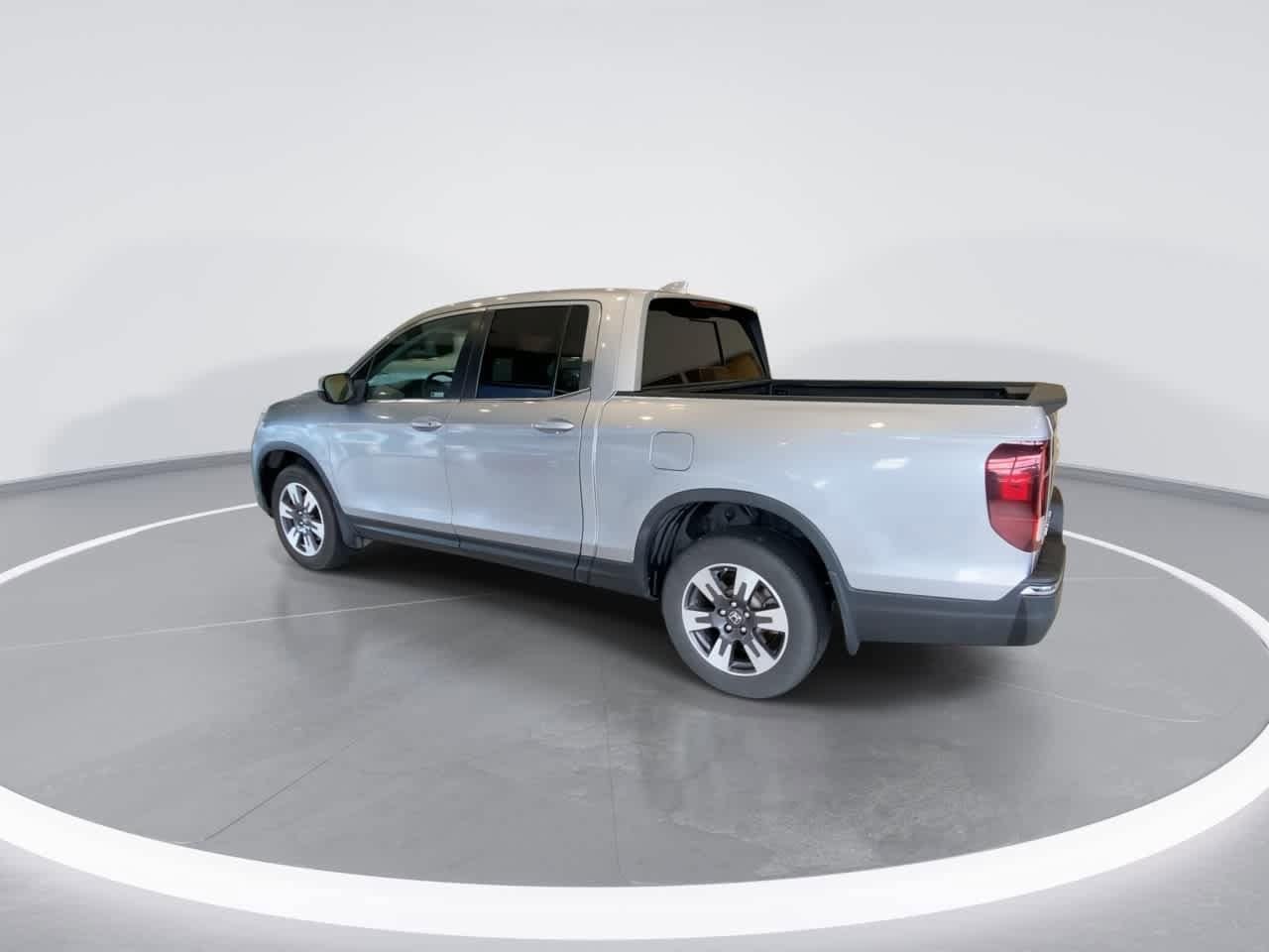 Thumbnail: 2019 Honda Ridgeline - 6