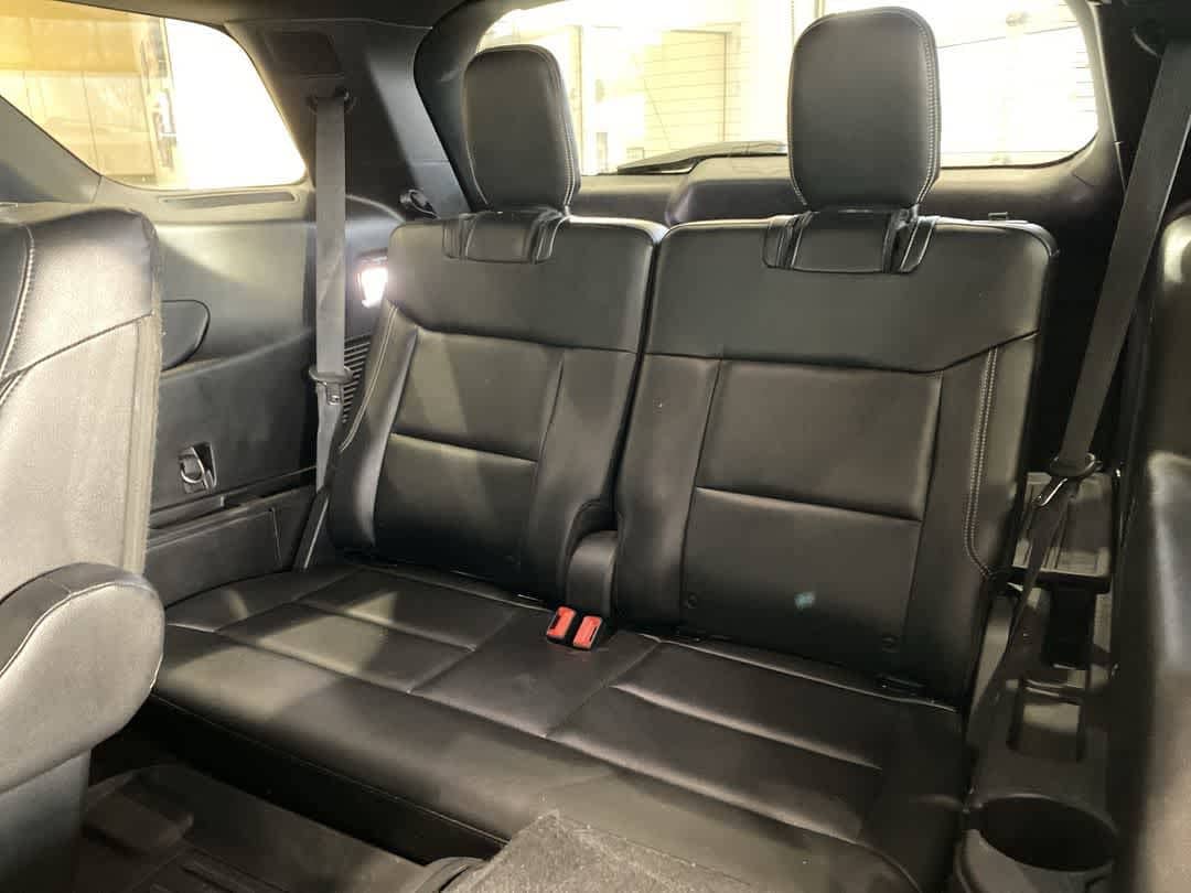 Thumbnail: 2020 Ford Explorer - 25