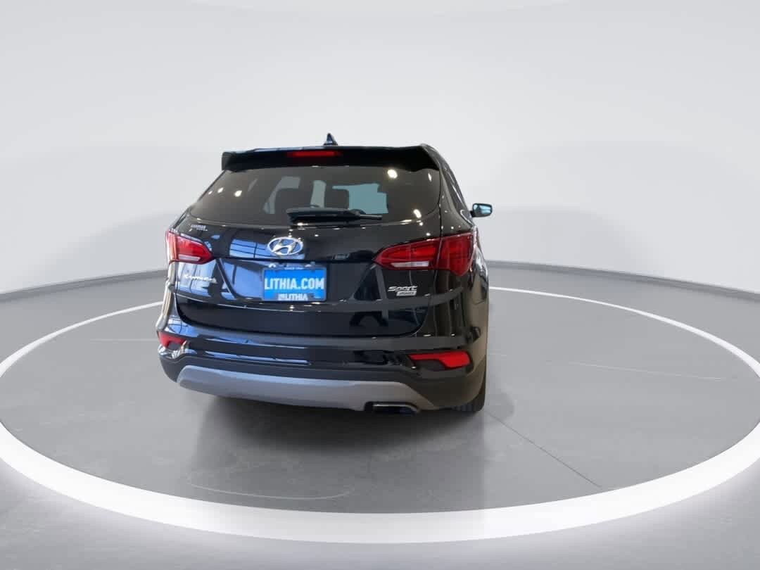 Thumbnail: 2017 Hyundai Santa Fe - 7