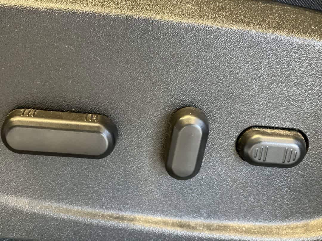 Thumbnail: 2018 Ford Escape - 15