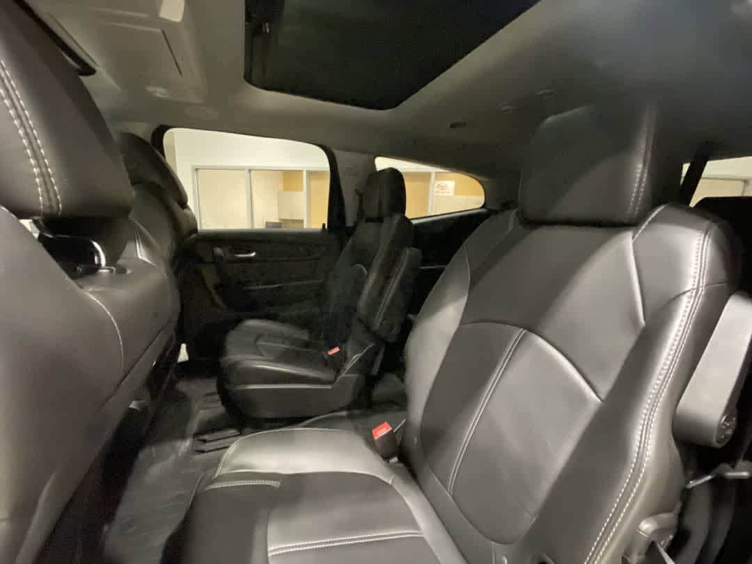 Thumbnail: 2016 Chevrolet Traverse - 25