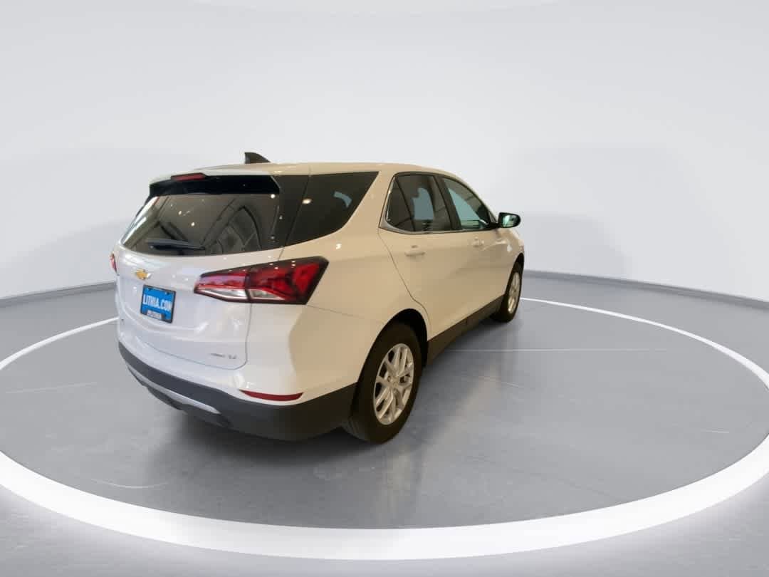 Thumbnail: 2024 Chevrolet Equinox - 8
