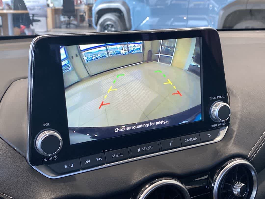 Thumbnail: 2022 Nissan Sentra - 17