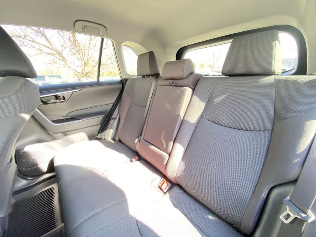 Thumbnail: 2025 Toyota RAV4 - 24