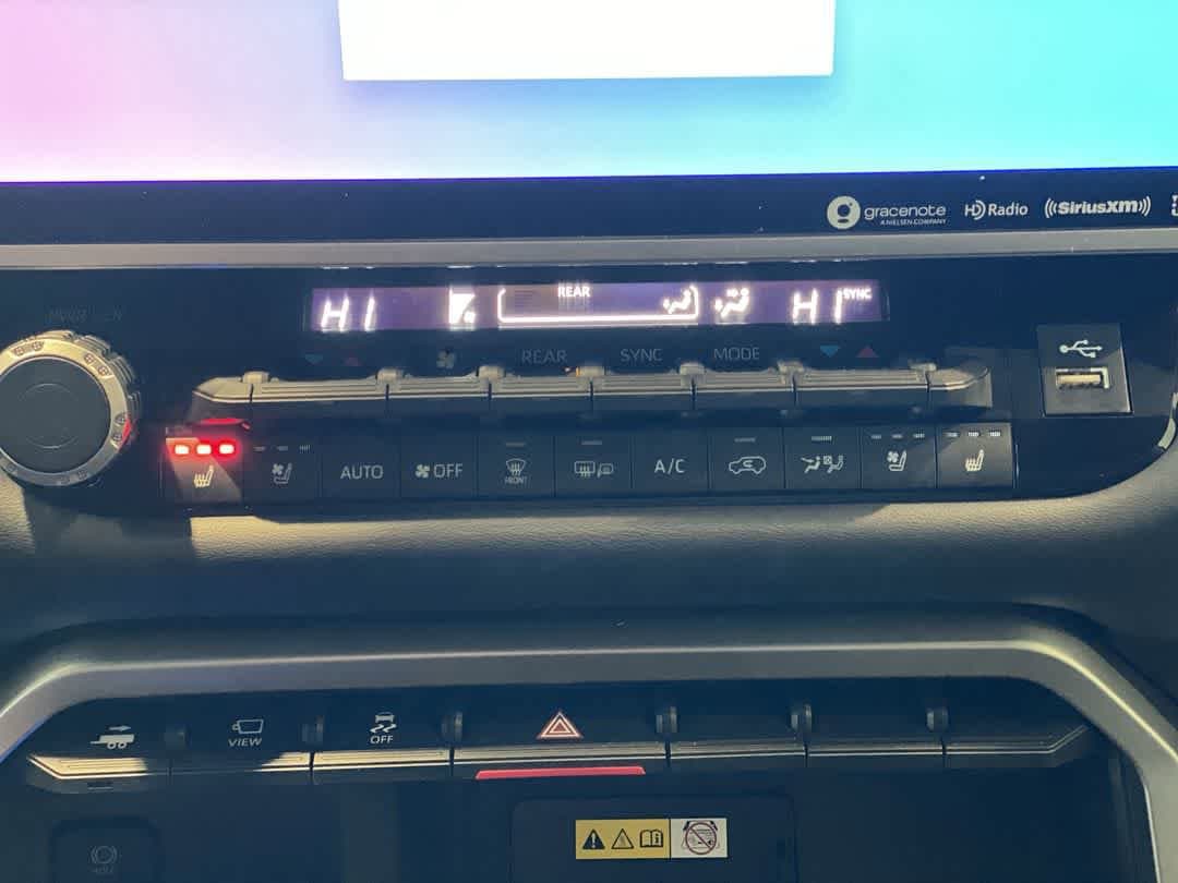 Thumbnail: 2023 Toyota Sequoia - 20