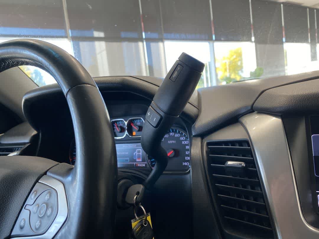 Thumbnail: 2015 Chevrolet Tahoe - 21