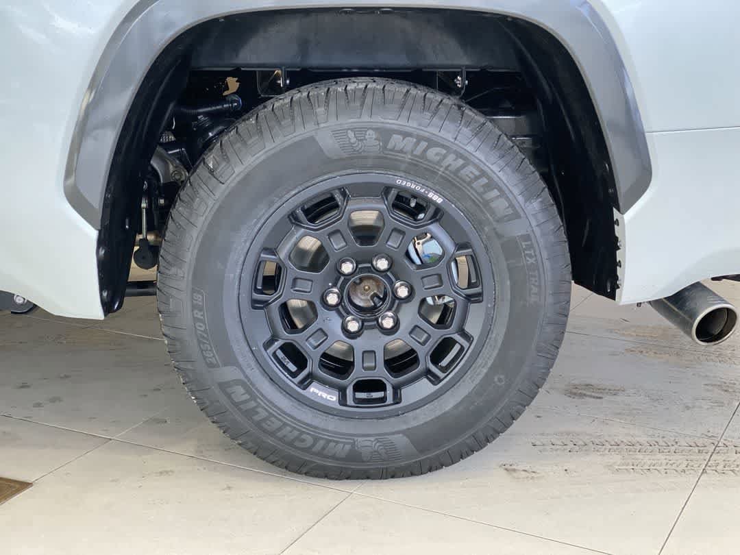 Thumbnail: 2026 Toyota Tundra - 13