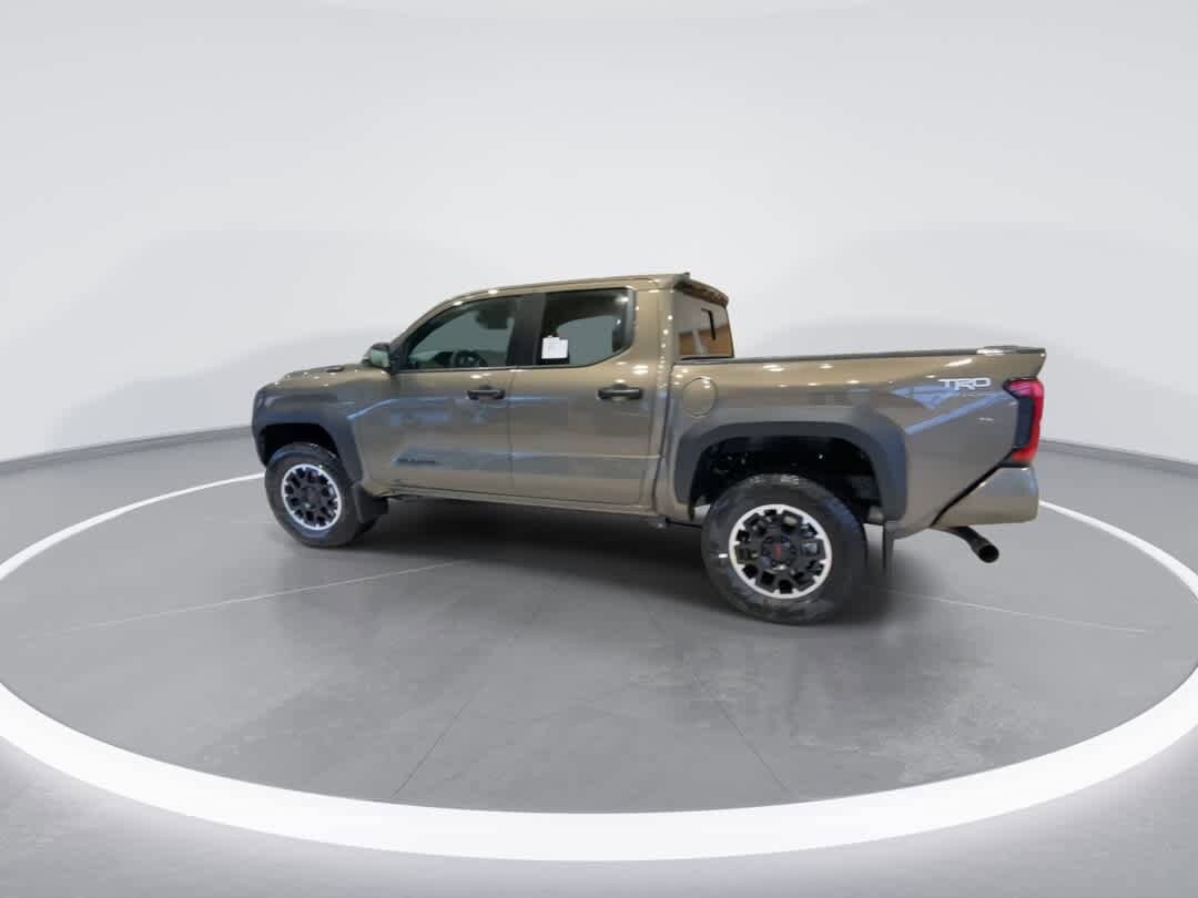 2026 Toyota Tacoma TRD Off Road - Photo 6
