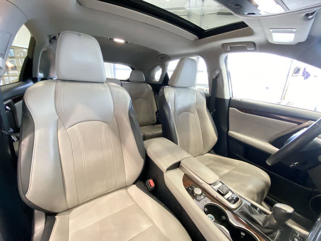 Thumbnail: 2016 Lexus RX - 26