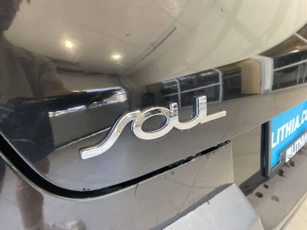 Thumbnail: 2020 Kia Soul - 10