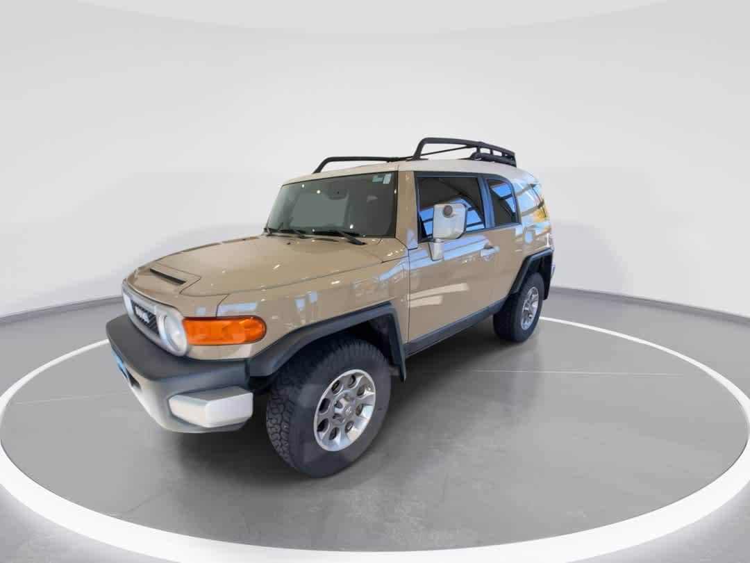 Thumbnail: 2013 Toyota FJ Cruiser - 4