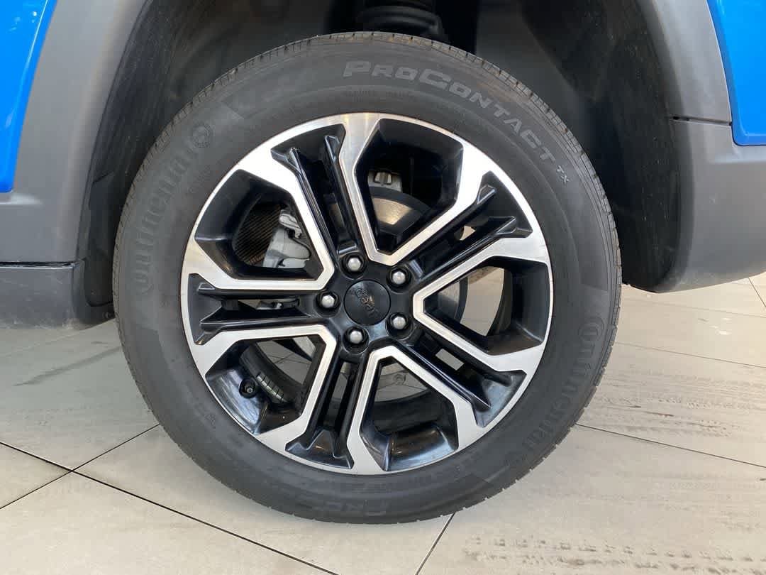Thumbnail: 2023 Jeep Compass - 13