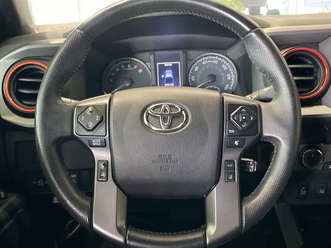 Thumbnail: 2021 Toyota Tacoma - 17