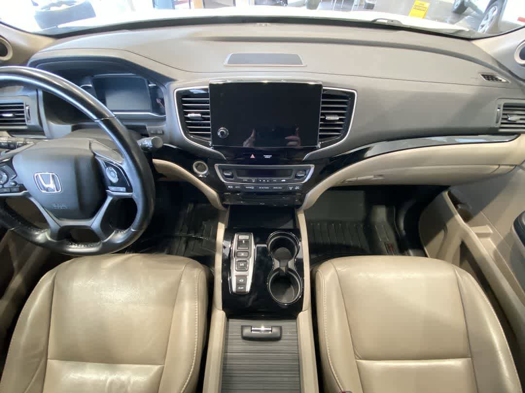 Thumbnail: 2019 Honda Pilot - 24