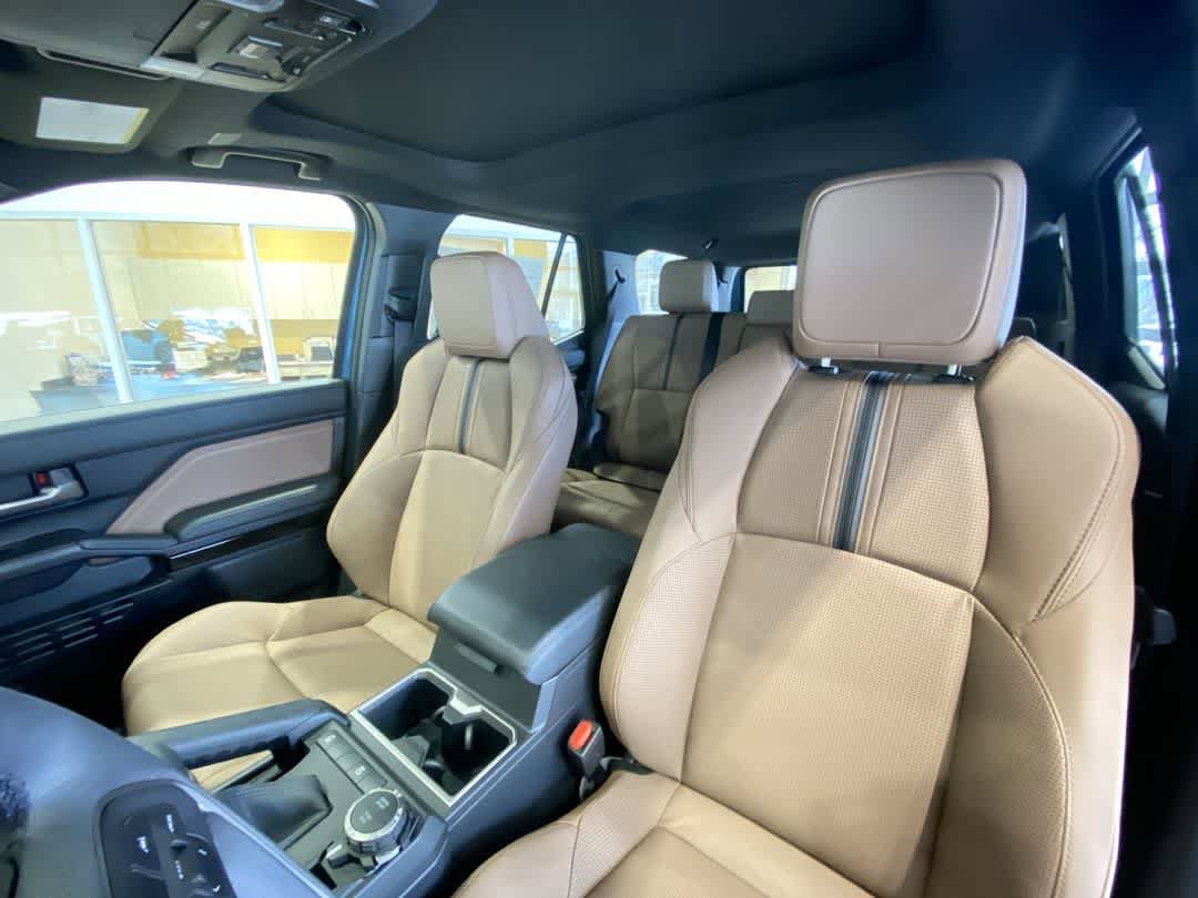 Thumbnail: 2026 Toyota 4Runner - 13