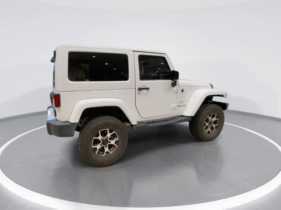 Thumbnail: 2015 Jeep Wrangler - 8