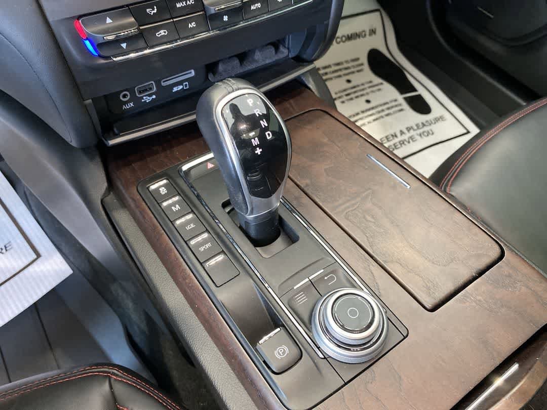 Thumbnail: 2017 Maserati Levante - 23