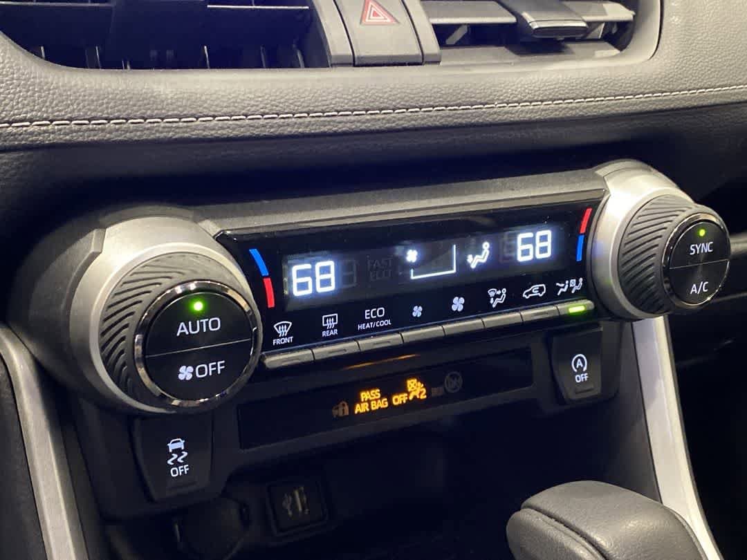 Thumbnail: 2025 Toyota RAV4 - 18