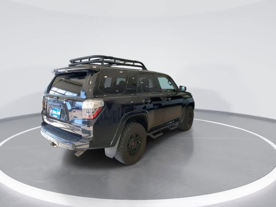 Thumbnail: 2019 Toyota 4Runner - 8