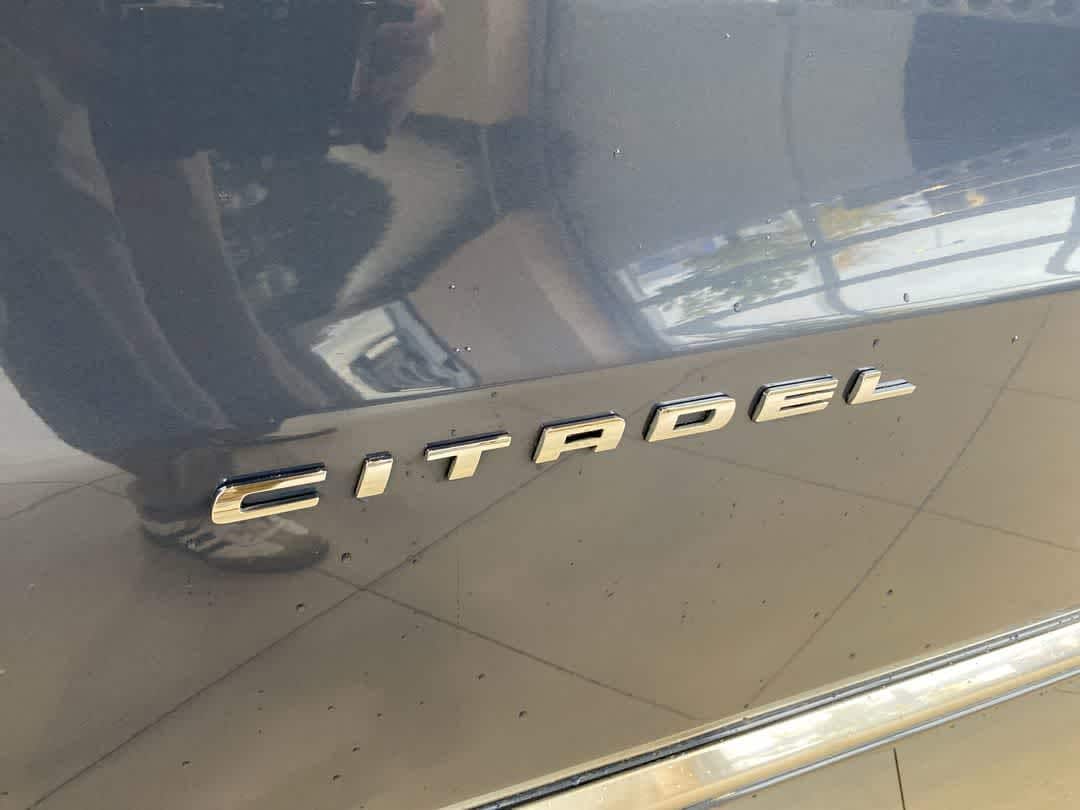 Thumbnail: 2021 Dodge Durango - 10