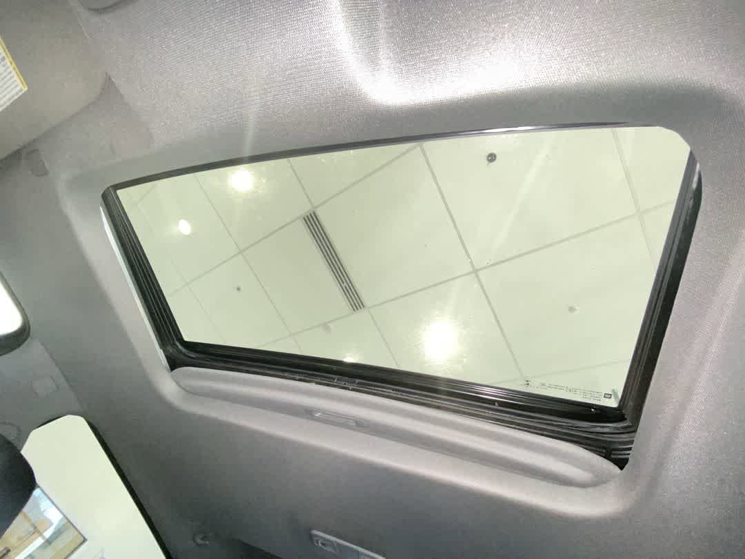 Thumbnail: 2020 Chevrolet Silverado 1500 - 22