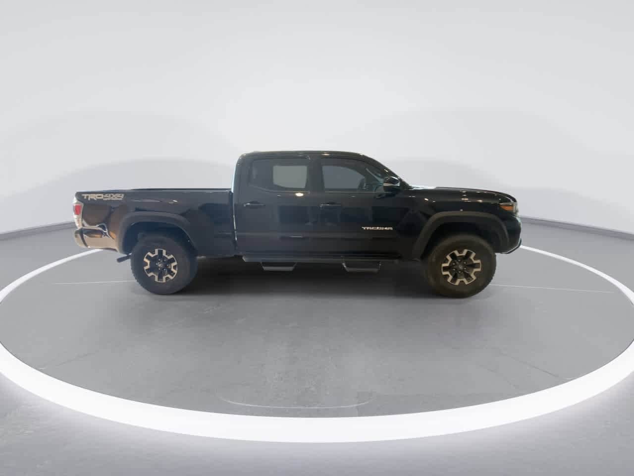 Thumbnail: 2020 Toyota Tacoma - 9