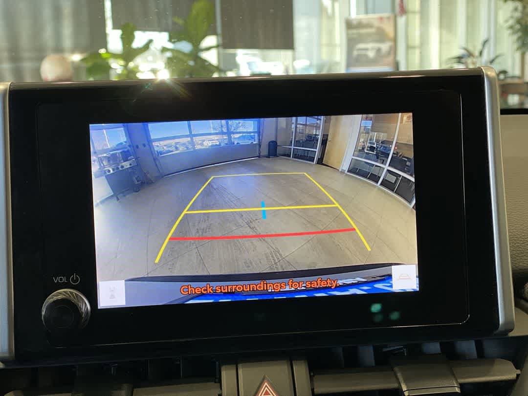 Thumbnail: 2024 Toyota RAV4 - 20