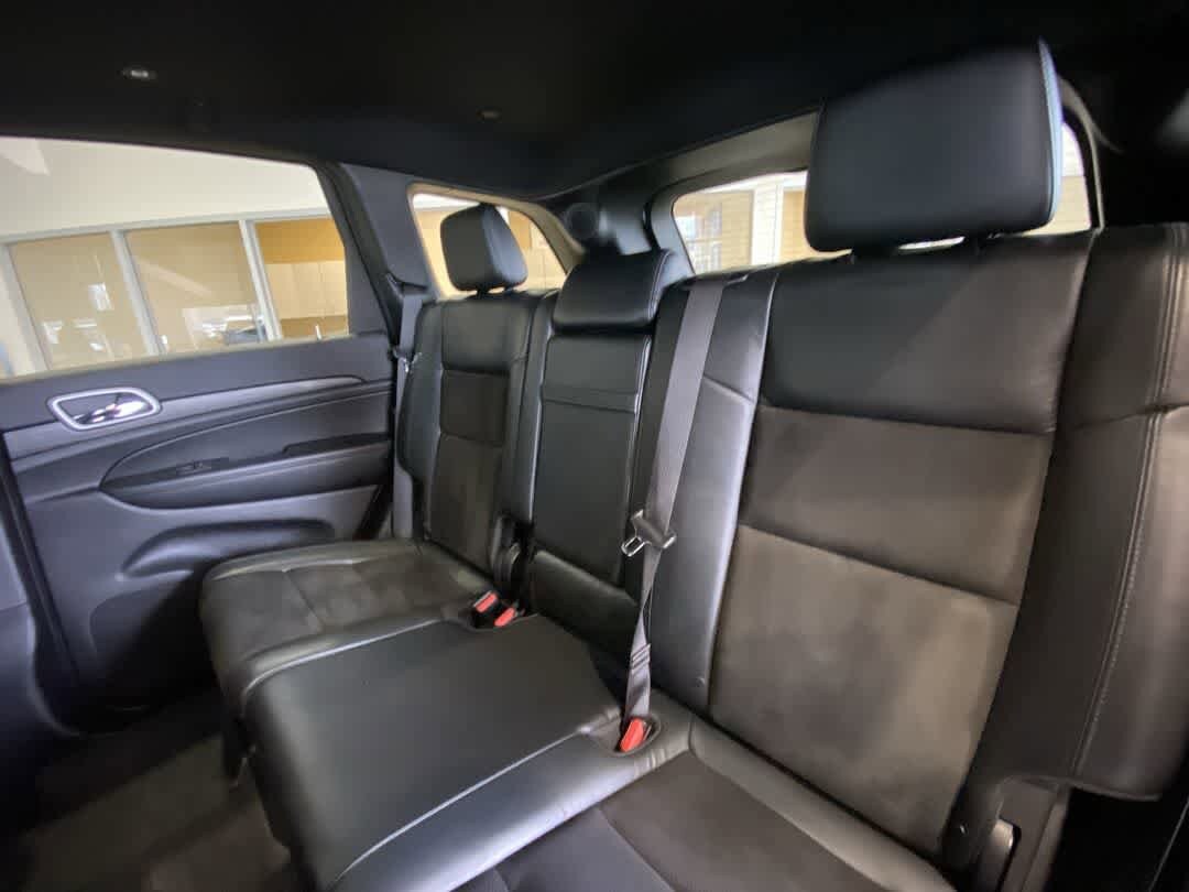 Thumbnail: 2020 Jeep Grand Cherokee - 26