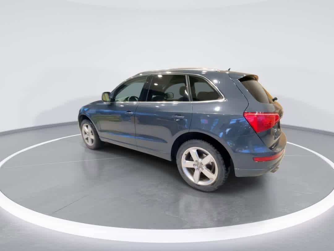 Thumbnail: 2010 Audi Q5 - 6