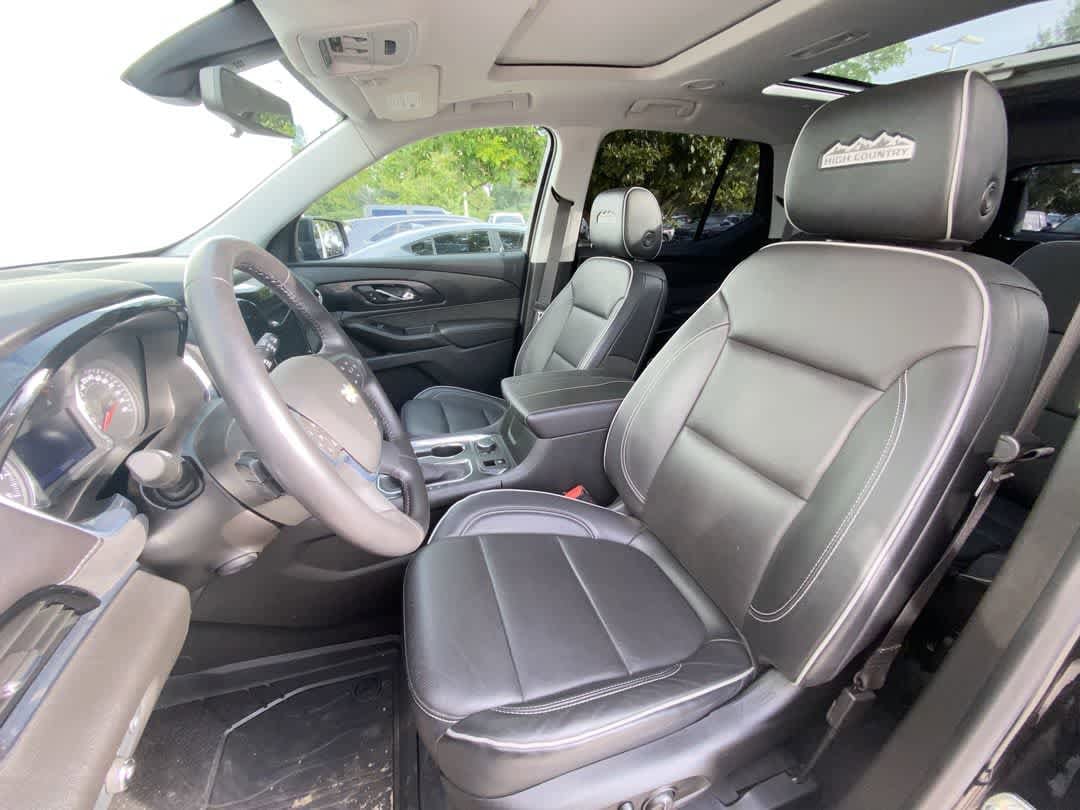 Thumbnail: 2021 Chevrolet Traverse - 14