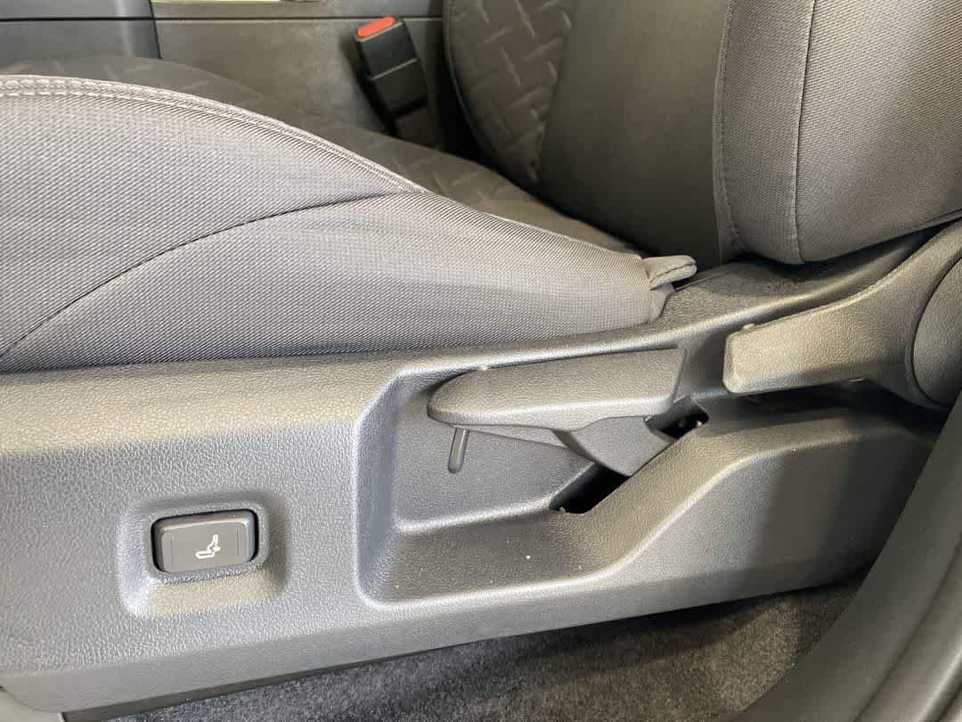 Thumbnail: 2025 Toyota Tacoma - 14