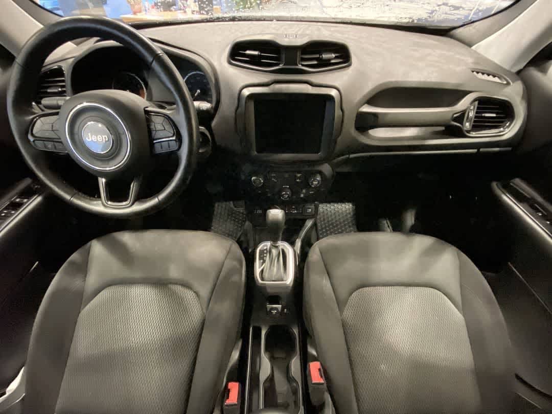 Thumbnail: 2018 Jeep Renegade - 21