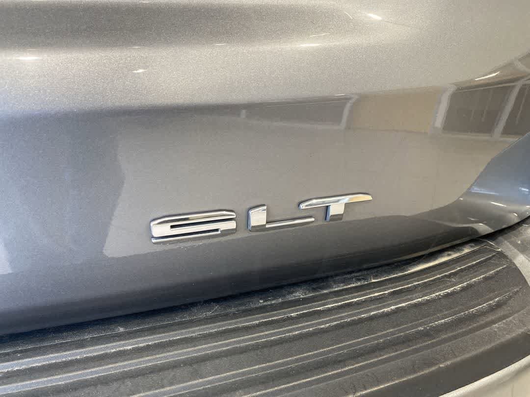 Thumbnail: 2022 GMC Yukon XL - 11