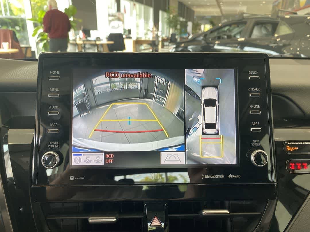 Thumbnail: 2021 Toyota Camry - 20