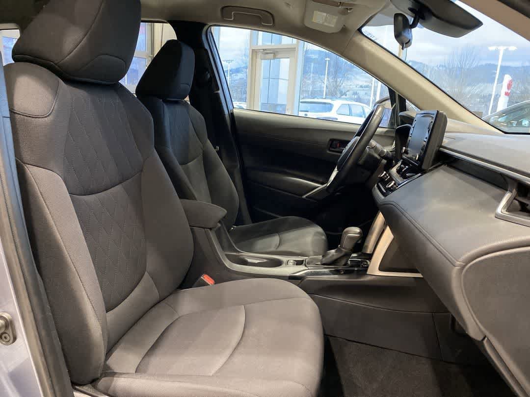 Thumbnail: 2022 Toyota Corolla Cross - 23