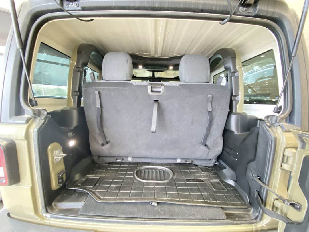 Thumbnail: 2025 Jeep Wrangler - 24