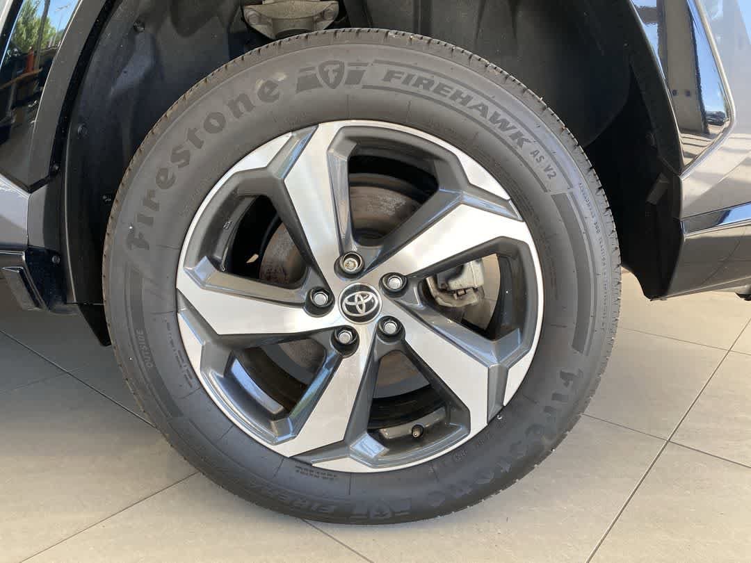 Thumbnail: 2022 Toyota RAV4 - 13
