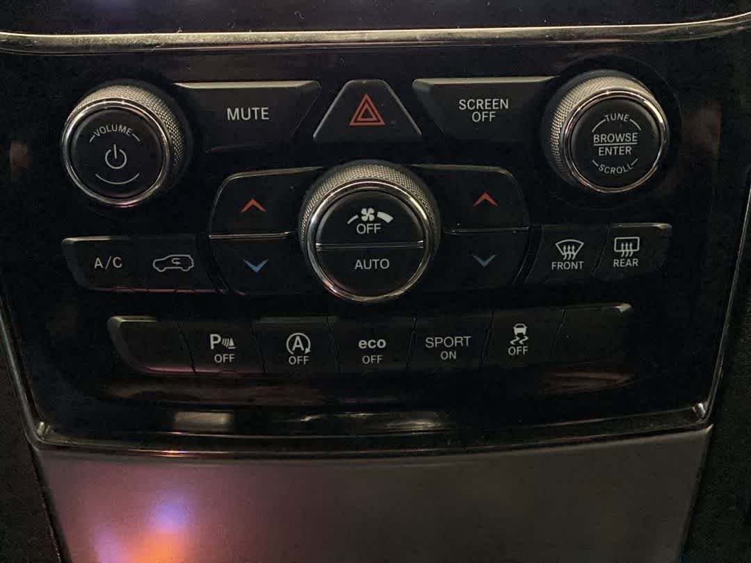 Thumbnail: 2019 Jeep Grand Cherokee - 22