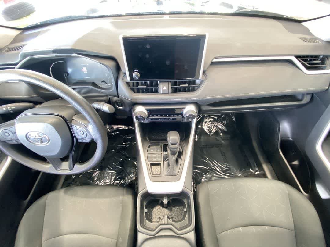 Thumbnail: 2025 Toyota RAV4 - 23