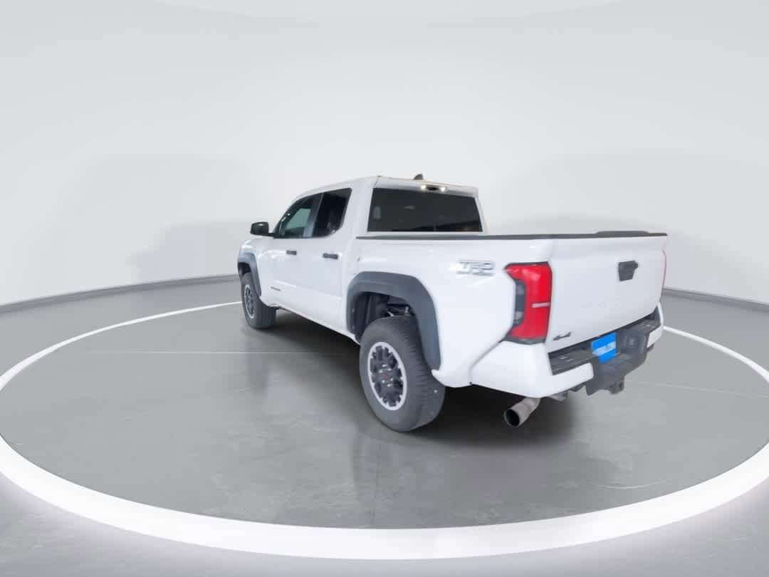Thumbnail: 2024 Toyota Tacoma - 6