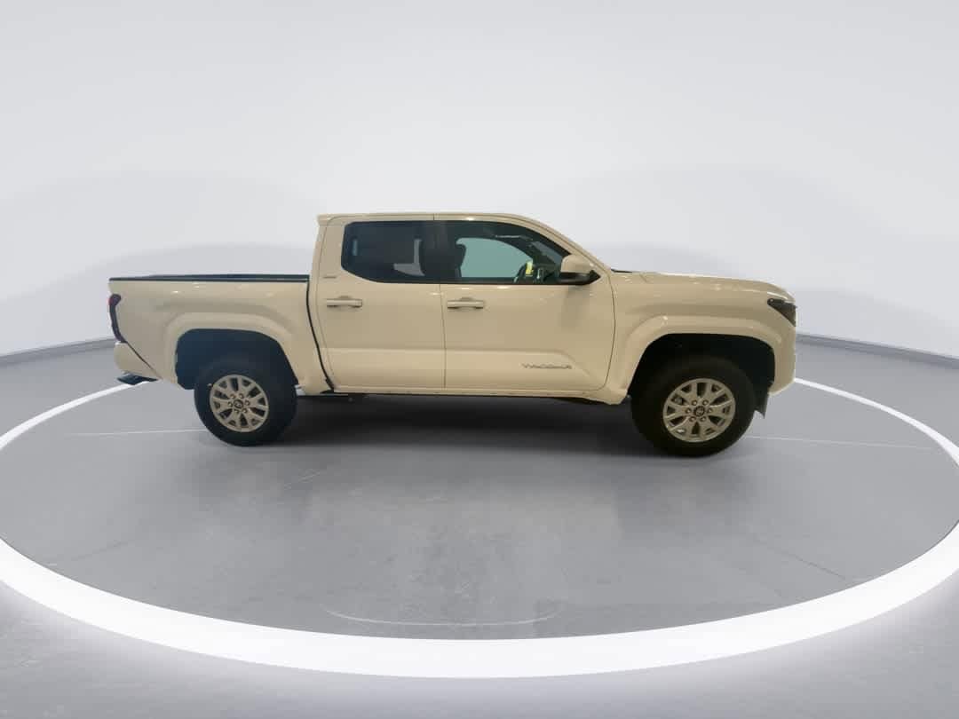 Thumbnail: 2025 Toyota Tacoma - 9